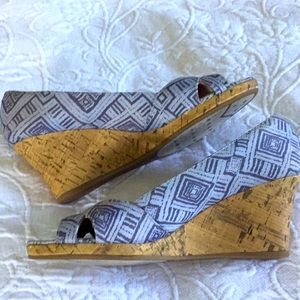 Life Stride cork wedge pump